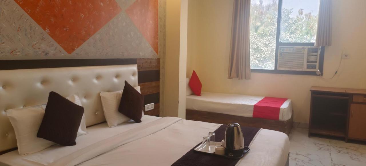 Airport Hotel Prince Palace By Byobhotels 新德里 外观 照片