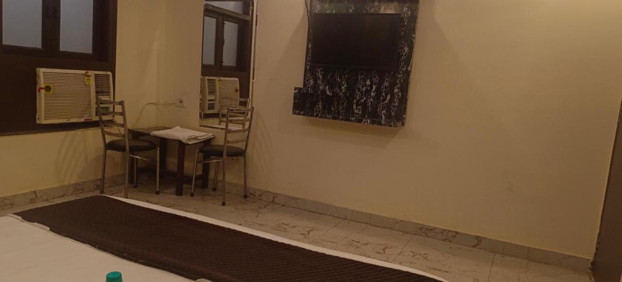 Airport Hotel Prince Palace By Byobhotels 新德里 外观 照片